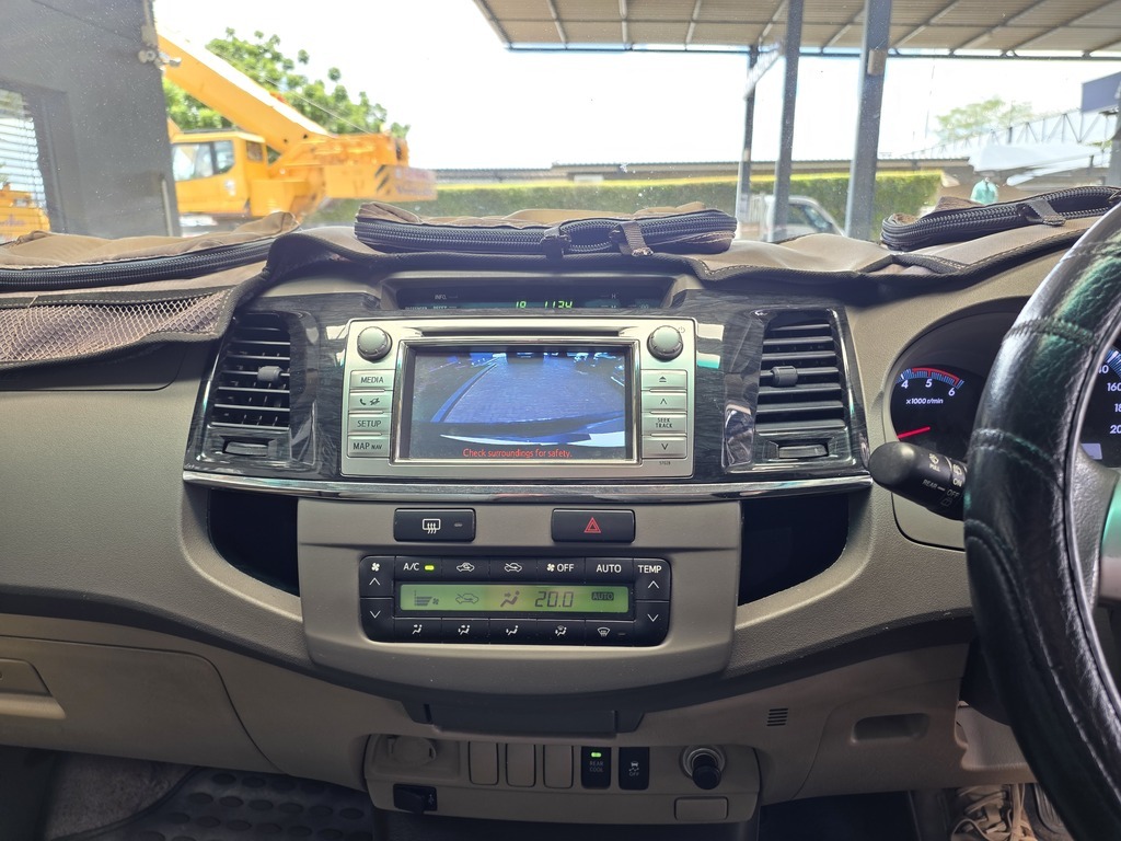 TOYOTA FORTUNER FORTUNER 3.0D-4D R/B A/T - 14
