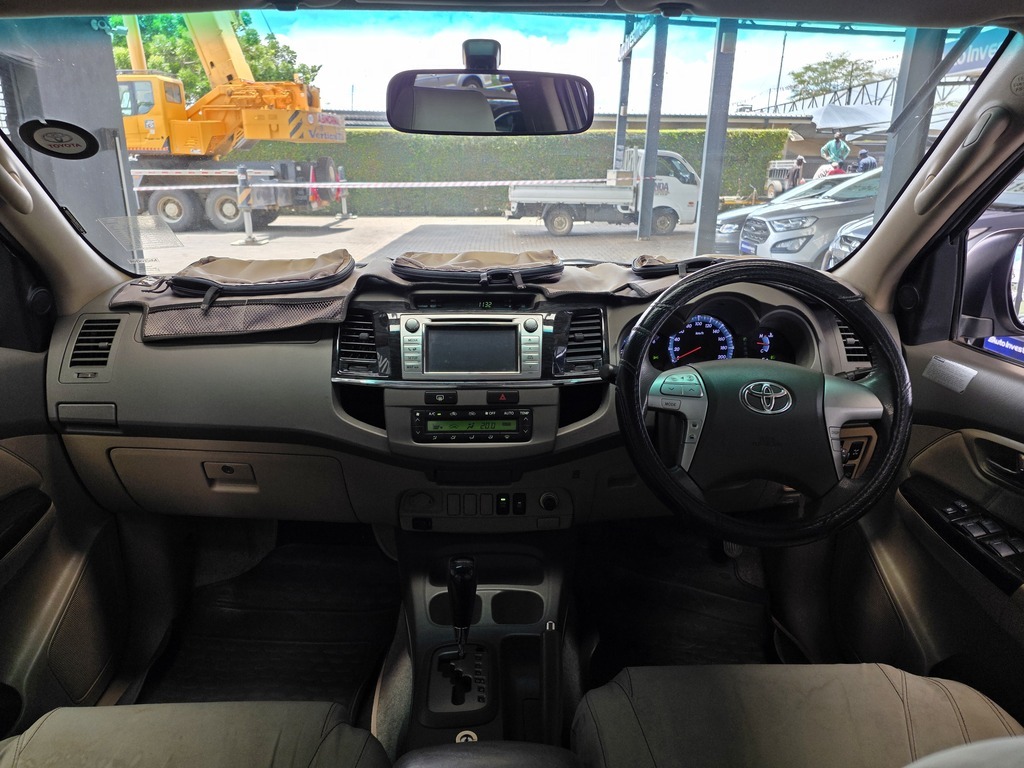 TOYOTA FORTUNER FORTUNER 3.0D-4D R/B A/T - 9