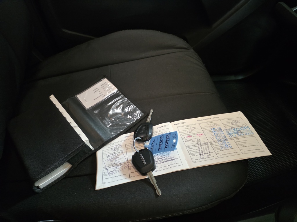 ISUZU KB KB 300 D-TEQ LX A/T P/U E/CAB - 13