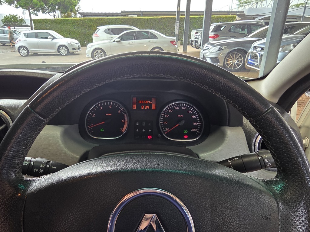 RENAULT DUSTER DUSTER 1.5 dCI DYNAMIQUE - 12