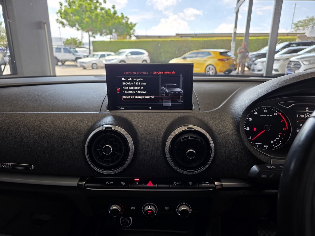 AUDI A3 A3 1.4T FSI STRONIC - 13