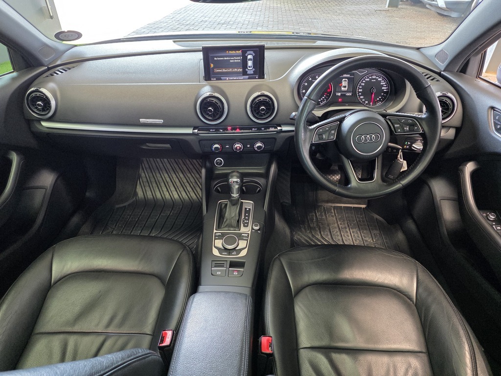 AUDI A3 A3 1.4T FSI STRONIC - 9