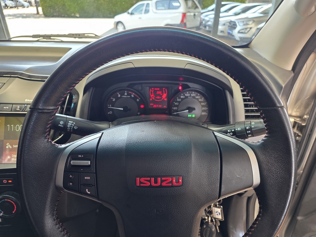 ISUZU D-MAX D-MAX 250 HO X-RIDER D/C P/U - 12