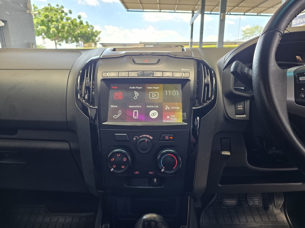 ISUZU D-MAX D-MAX 250 HO X-RIDER D/C P/U - 14