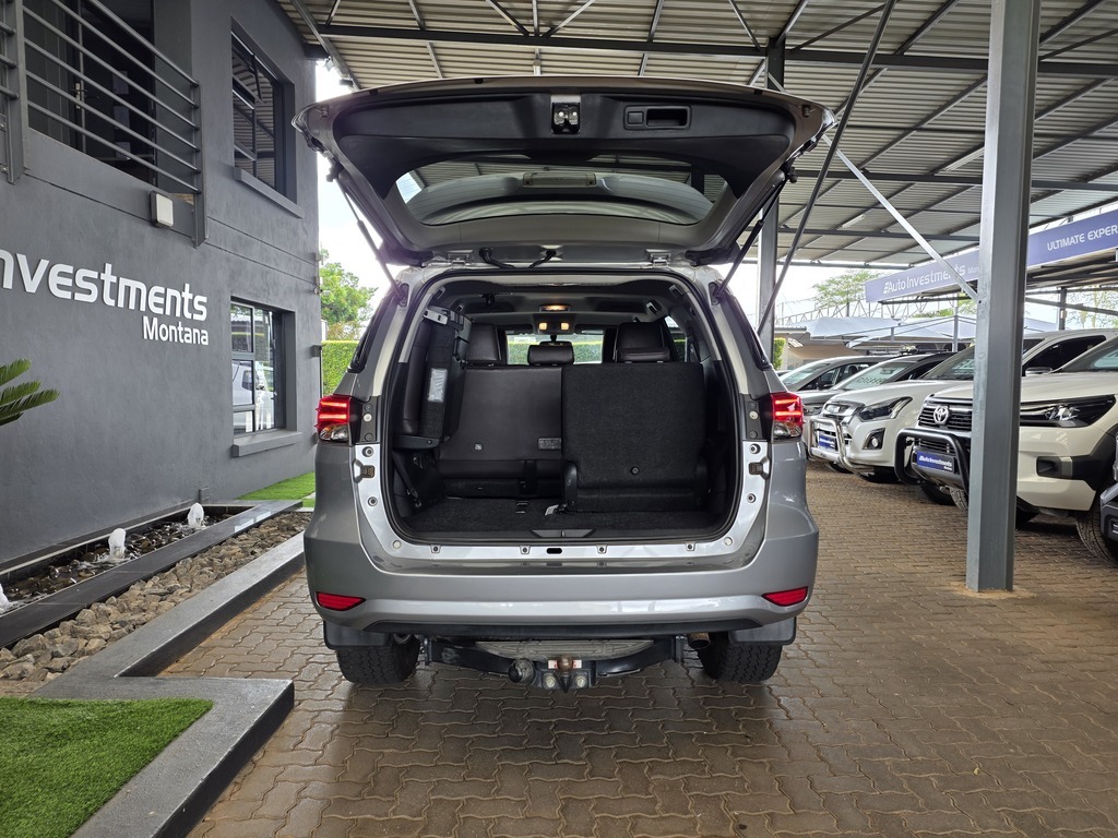 TOYOTA FORTUNER FORTUNER 2.8GD-6 4X4 A/T - 6