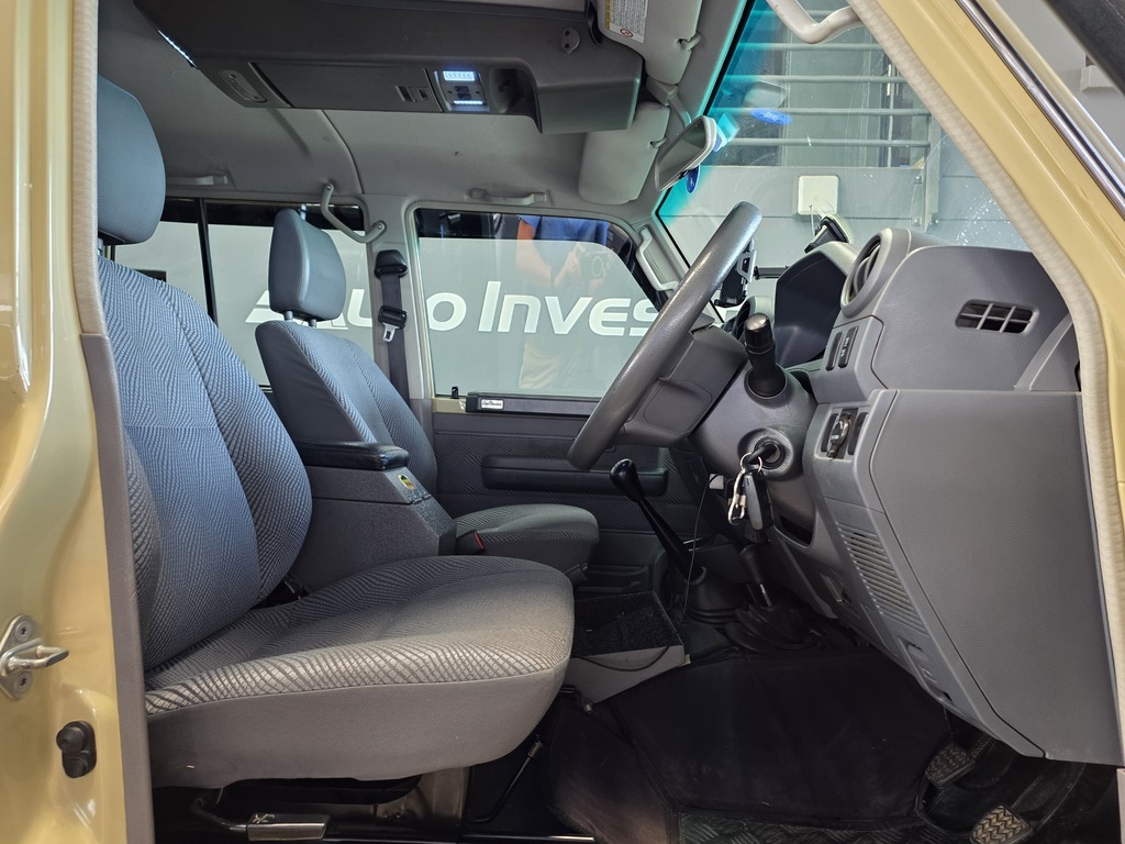 TOYOTA LAND CRUISER PICK UP LAND CRUISER 79 4.5D P/U D/C - 11