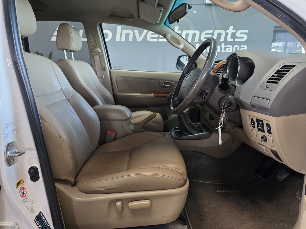 TOYOTA FORTUNER FORTUNER 3.0D-4D 4X4 - 11