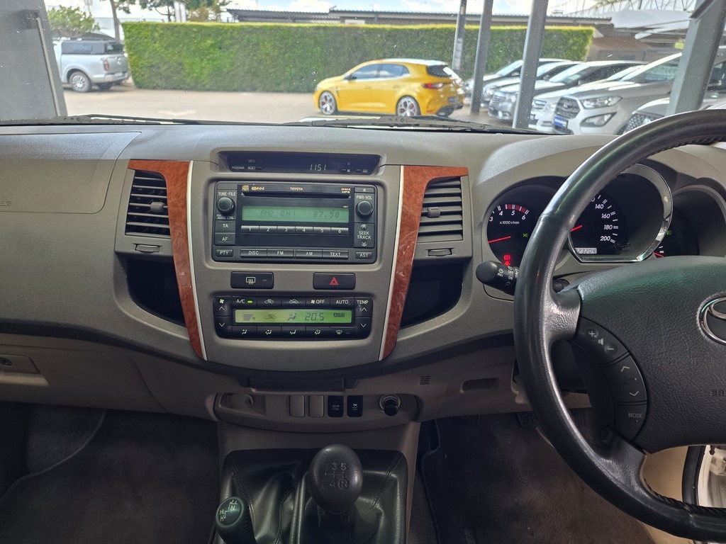 TOYOTA FORTUNER FORTUNER 3.0D-4D 4X4 - 15