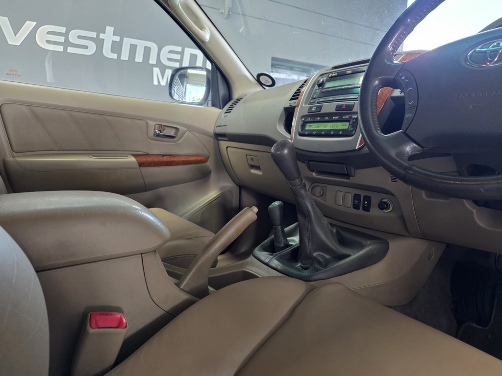 TOYOTA FORTUNER FORTUNER 3.0D-4D 4X4 - 16