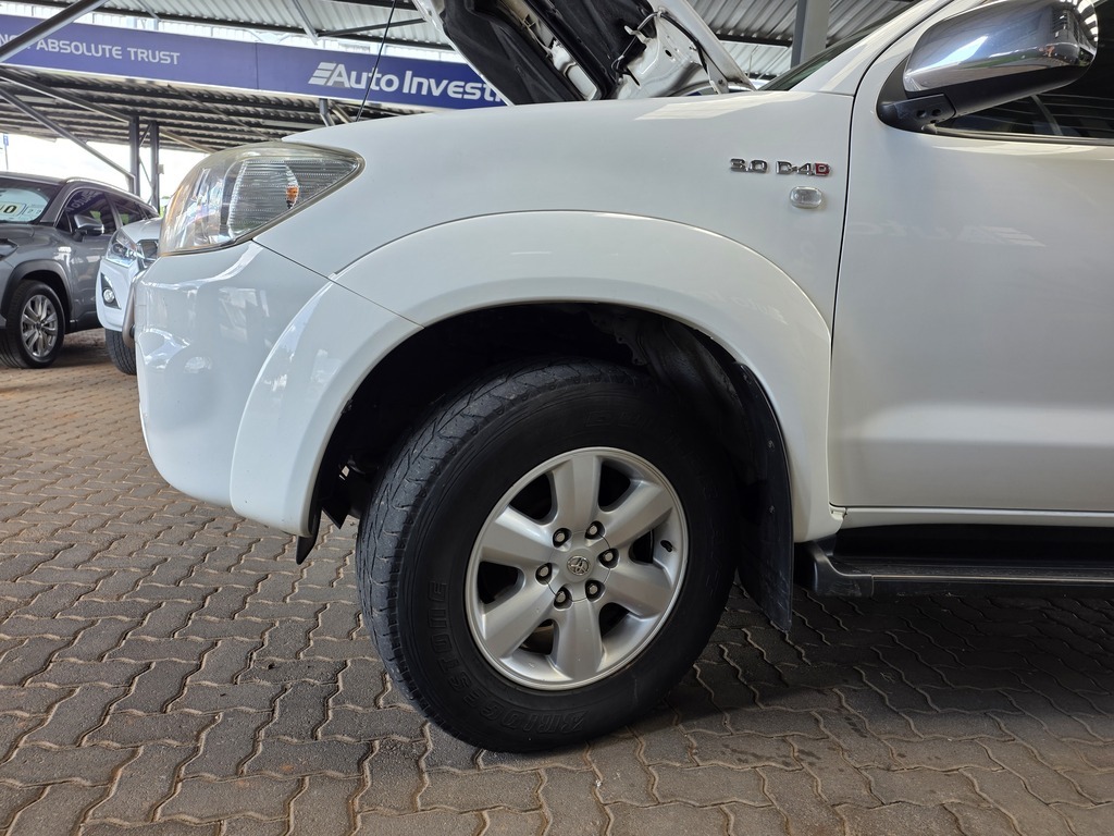 TOYOTA FORTUNER FORTUNER 3.0D-4D 4X4 - 17