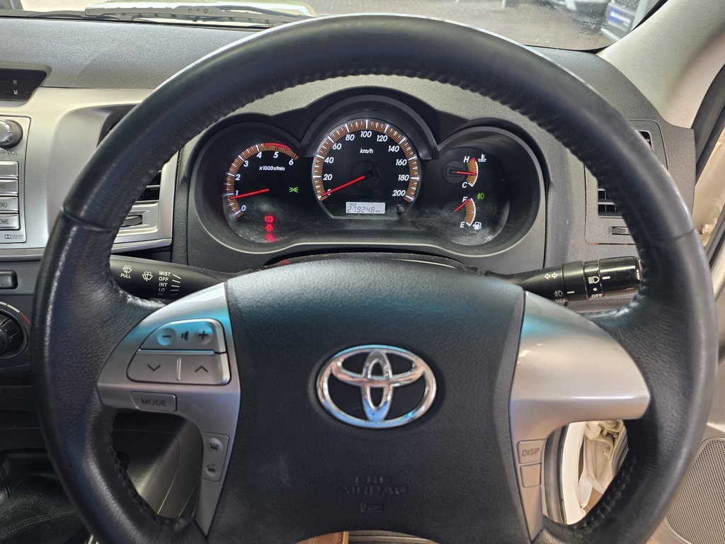 TOYOTA HILUX HILUX 2.5 D-4D VNT 106KW R/B P/U D/C - 12