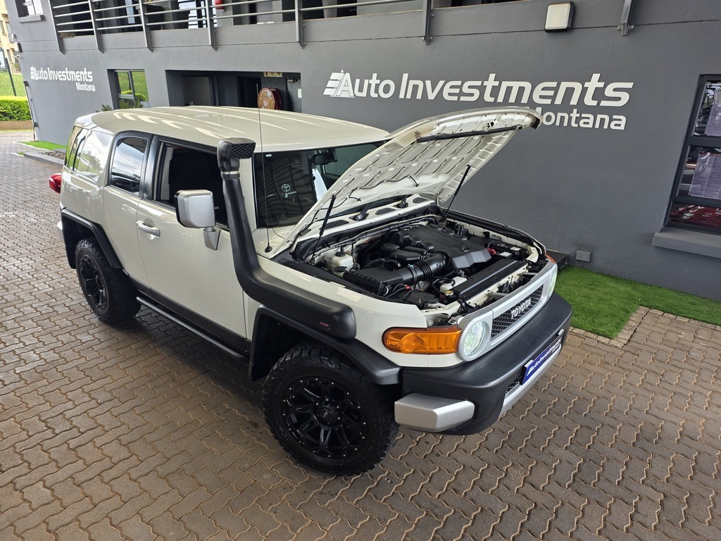 TOYOTA LAND CRUISER 70 L/CRUISER FJ 4.0 V6 CRUISER - 18