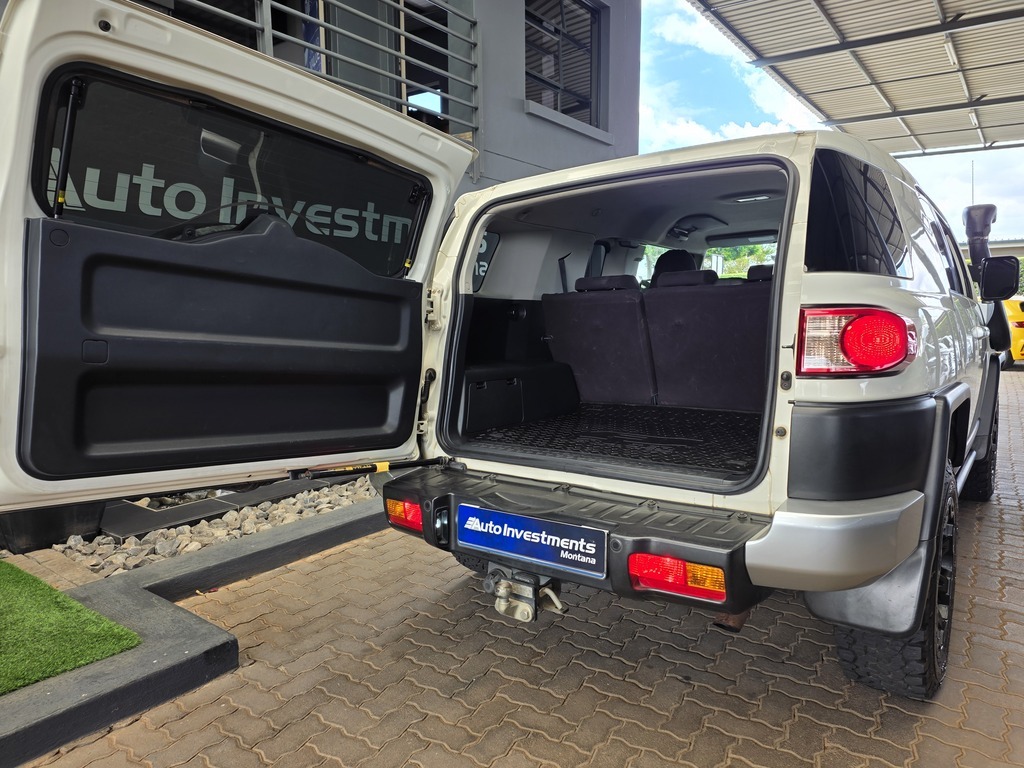 TOYOTA LAND CRUISER 70 L/CRUISER FJ 4.0 V6 CRUISER - 6