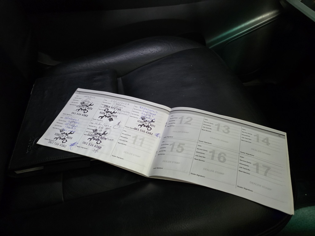 TOYOTA HILUX HILUX 3.0D-4D RAIDER XTRA CAB 4X4 P/U S/C - 11