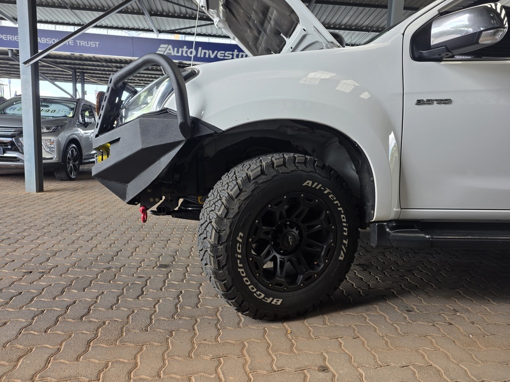 ISUZU D-MAX D-MAX 300 LX 4X4 A/T D/C P/U