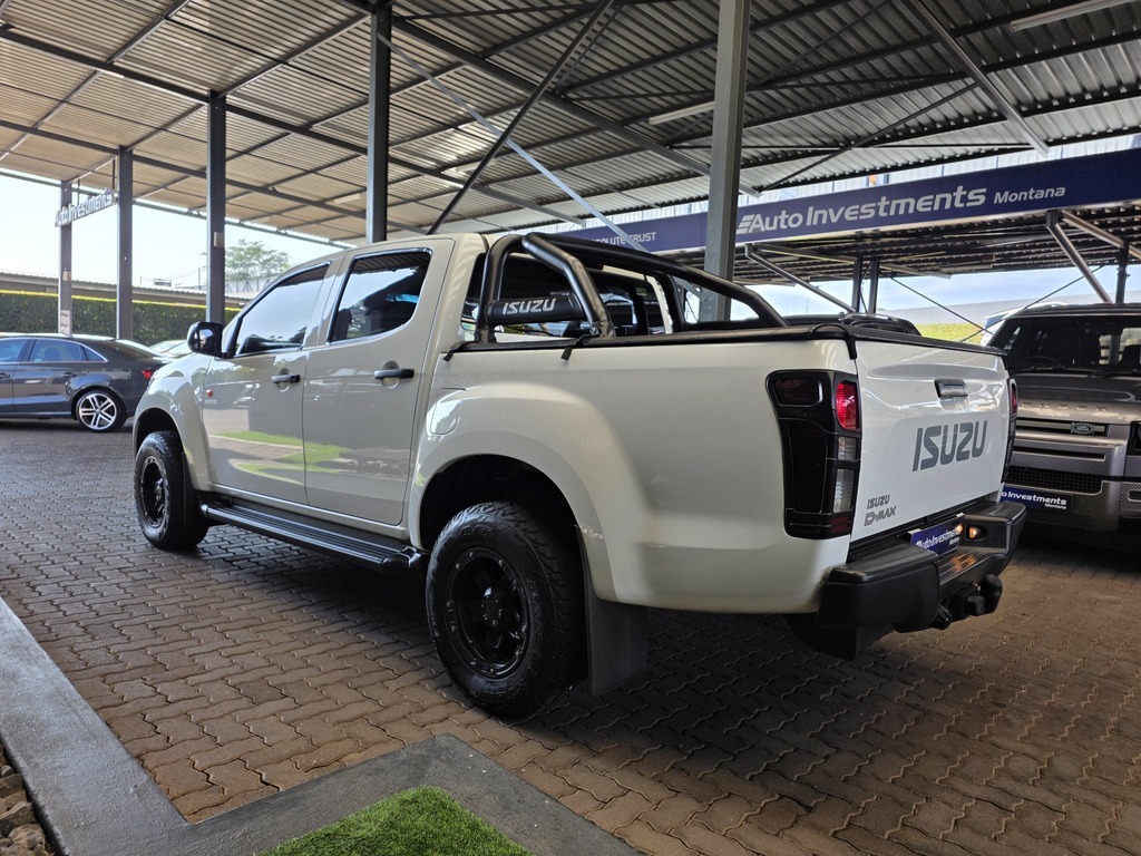 ISUZU D-MAX D-MAX 300 HI-RIDER A/T D/C P/U