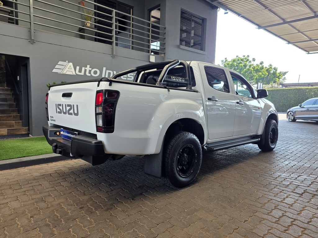 ISUZU D-MAX D-MAX 300 HI-RIDER A/T D/C P/U