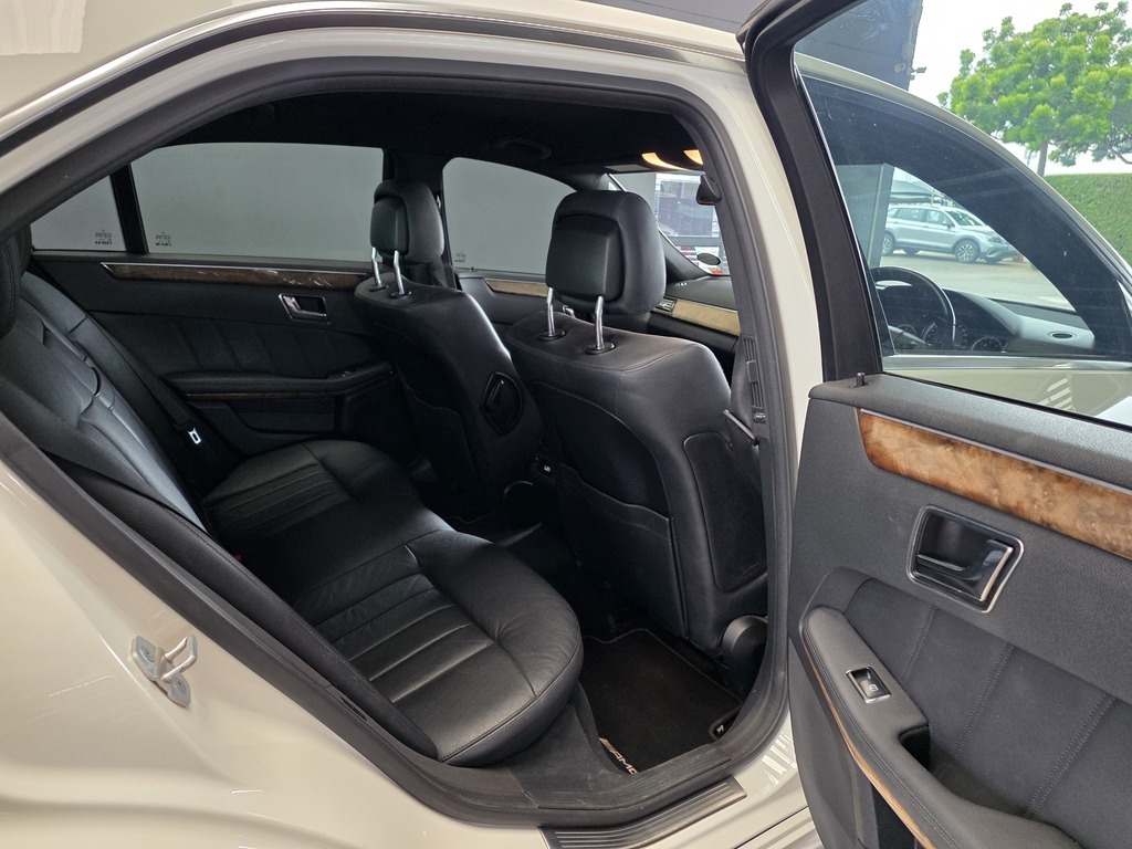 MERCEDES-BENZ E CLASS SEDAN E 250 CDI BE AVANTGARDE