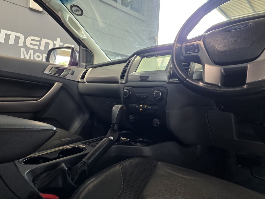 FORD EVEREST EVEREST 2.2 TDCi  XLT A/T