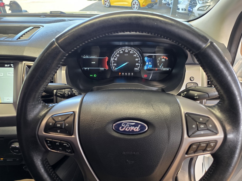 FORD EVEREST EVEREST 2.2 TDCi  XLT A/T - 12