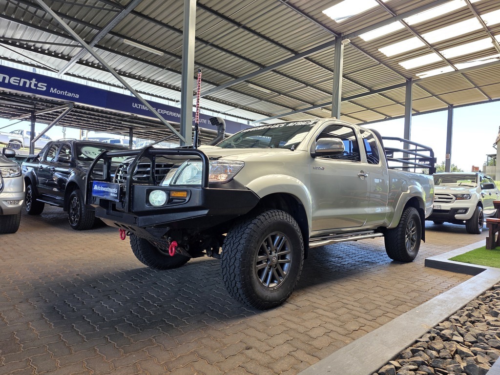 TOYOTA HILUX HILUX 3.0D-4D RAIDER XTRA CAB P/U S/C