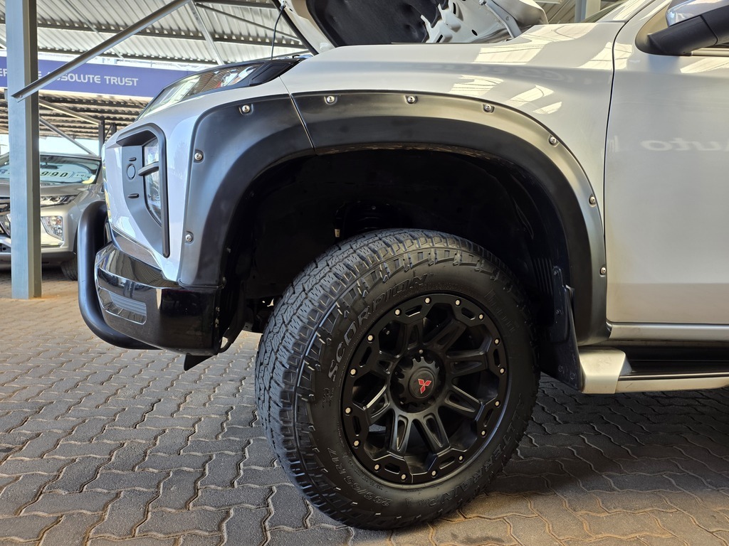 MITSUBISHI TRITON TRITON 2.4 Di-DC XTREME 4X4 A/T P/U D/C