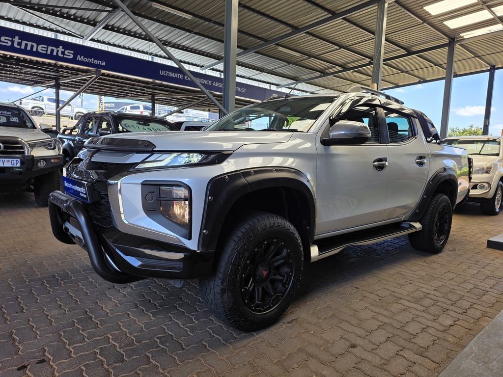 MITSUBISHI TRITON TRITON 2.4 Di-DC XTREME 4X4 A/T P/U D/C