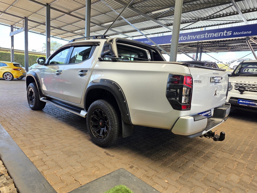 MITSUBISHI TRITON TRITON 2.4 Di-DC XTREME 4X4 A/T P/U D/C