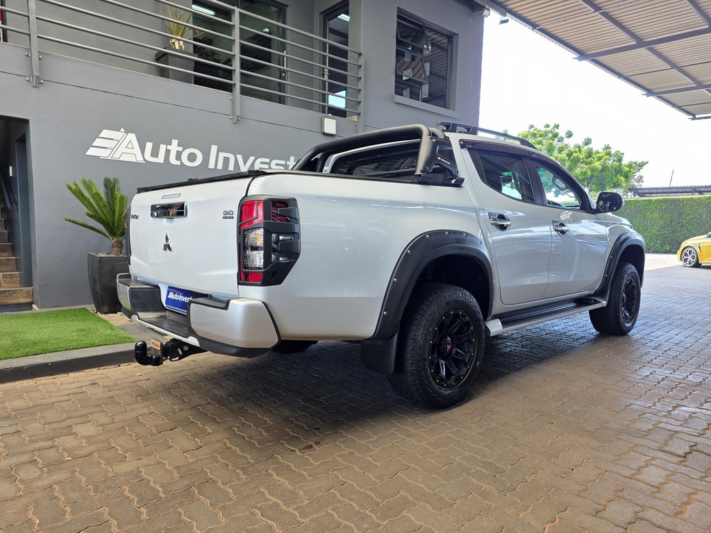 MITSUBISHI TRITON TRITON 2.4 Di-DC XTREME 4X4 A/T P/U D/C