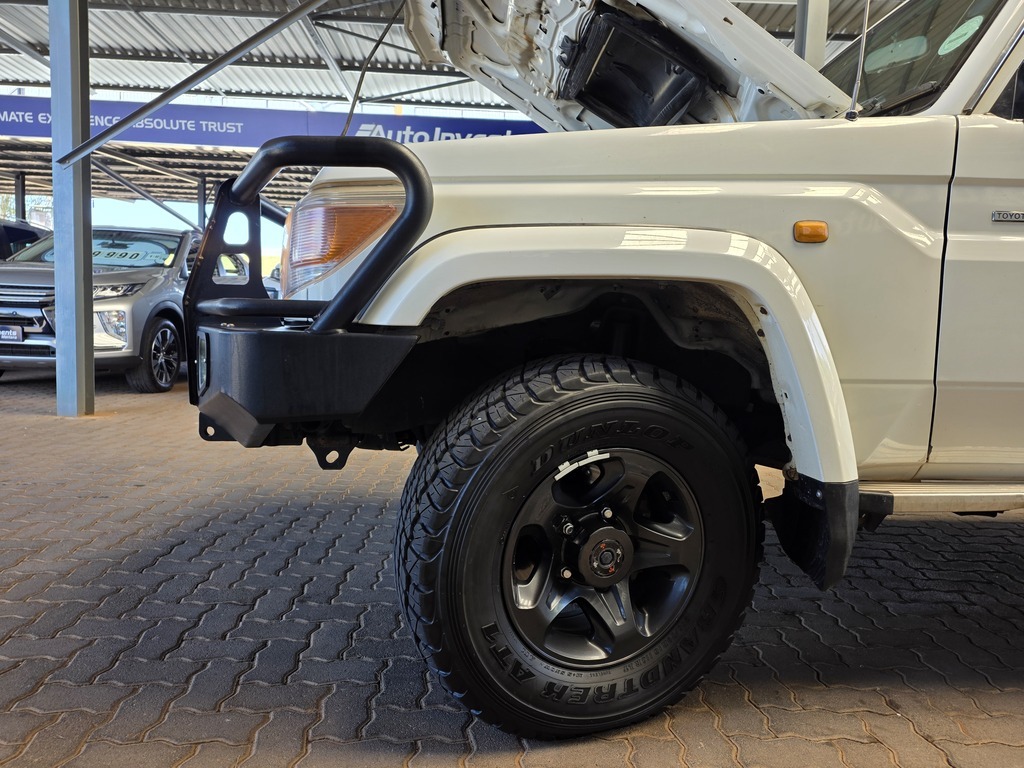 TOYOTA LAND CRUISER PICK UP LAND CRUISER 79 4.5D P/U D/C