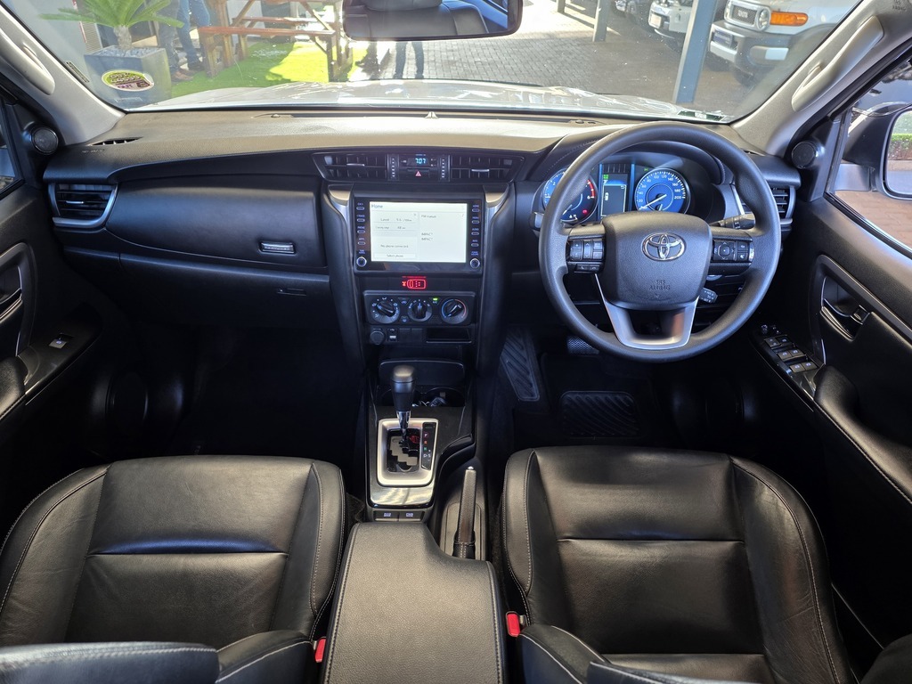 TOYOTA FORTUNER FORTUNER 2.4GD-6 R/B A/T - 9