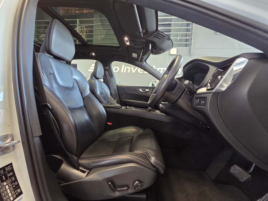 VOLVO XC60 XC60 D4 INSCRIPTION GEARTRONIC AWD - 11
