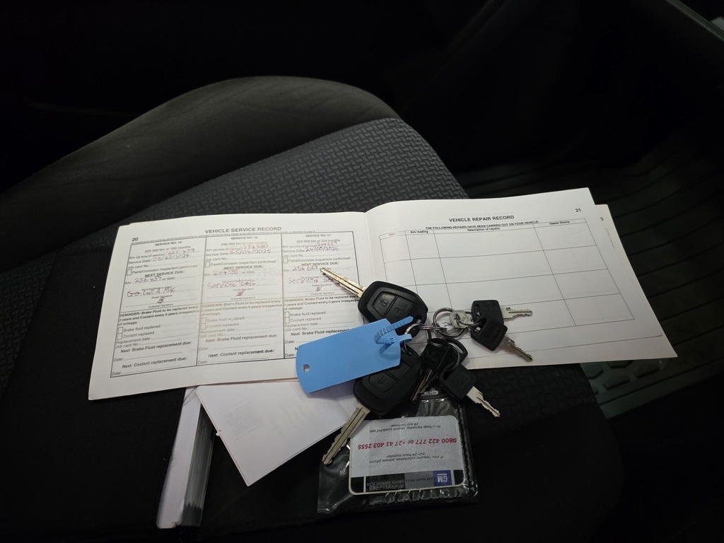 ISUZU KB KB 300 D-TEQ LX 4X4 P/U D/C - 14