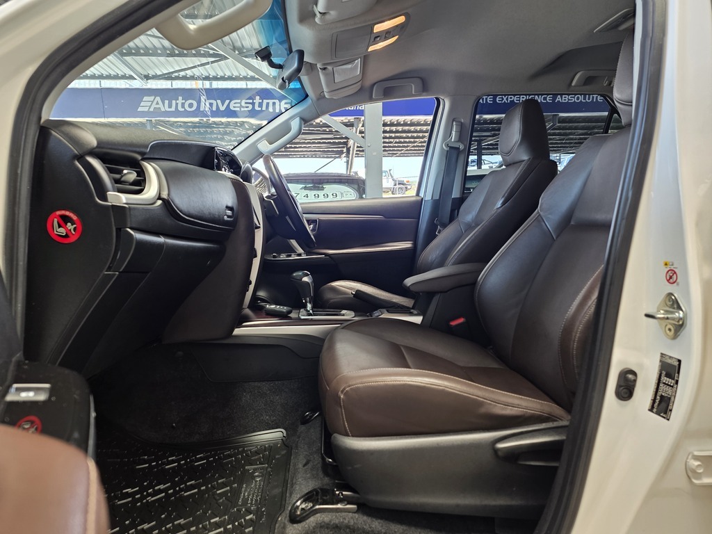 TOYOTA FORTUNER FORTUNER 2.8GD-6 4X4 A/T - 11