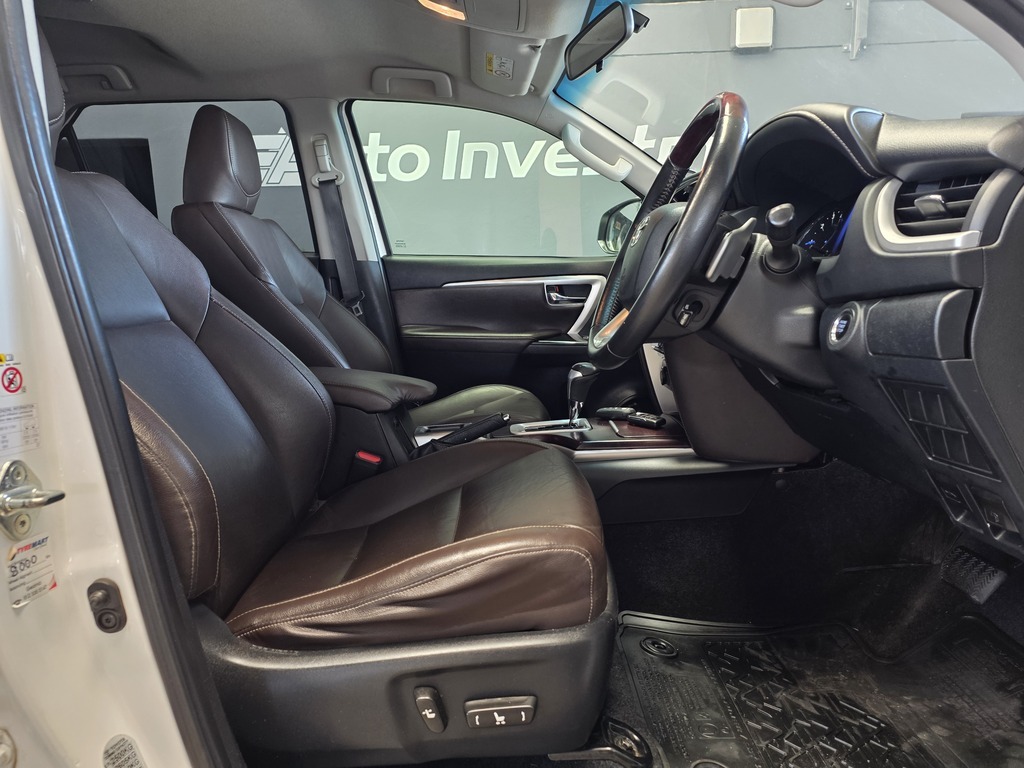 TOYOTA FORTUNER FORTUNER 2.8GD-6 4X4 A/T - 12