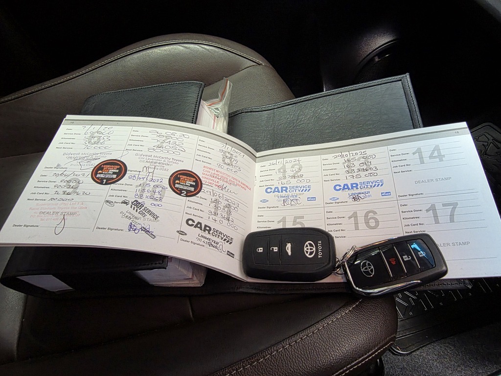 TOYOTA FORTUNER FORTUNER 2.8GD-6 4X4 A/T - 14