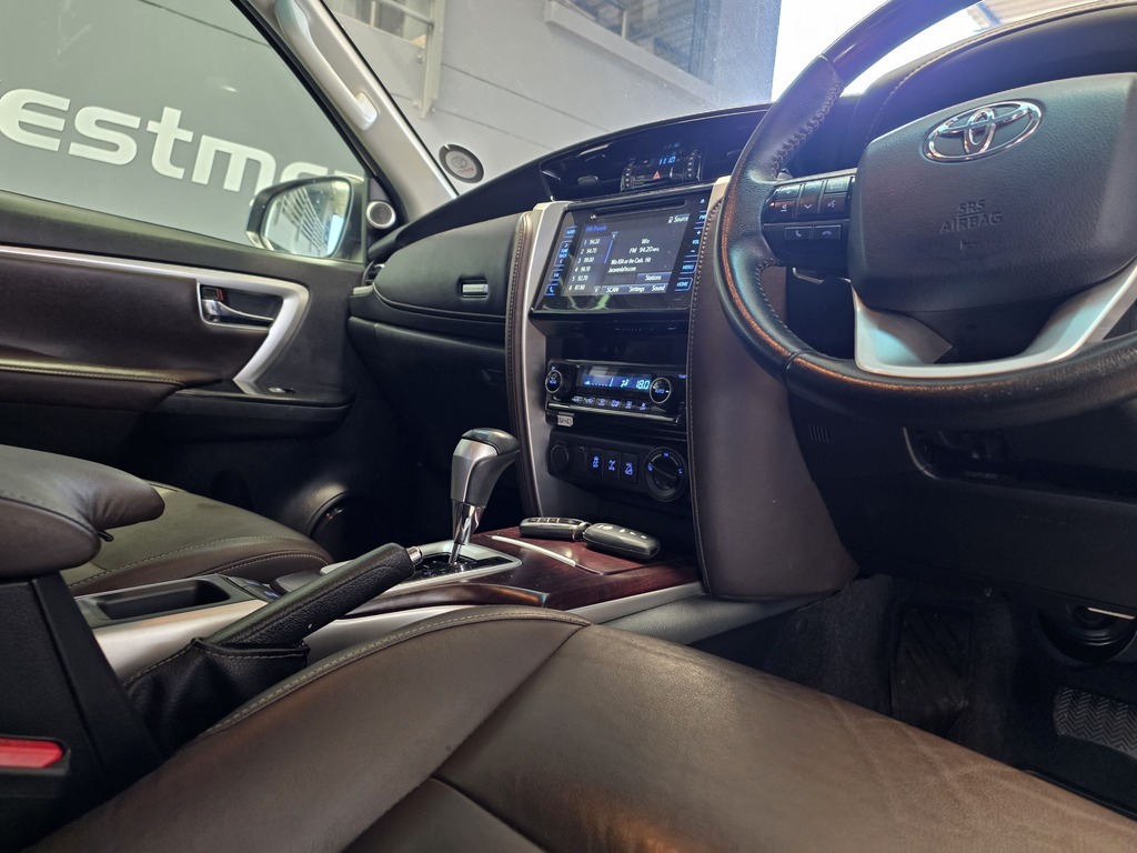 TOYOTA FORTUNER FORTUNER 2.8GD-6 4X4 A/T - 16