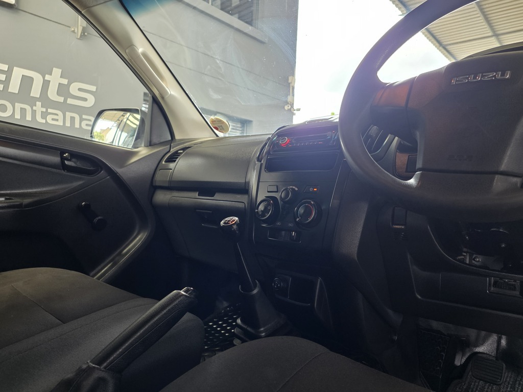 ISUZU D-MAX D-MAX 250C FLEETSIDE S/C P/U - 12