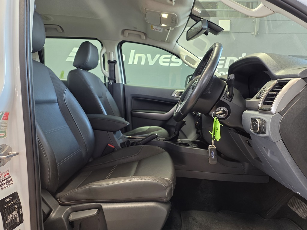 FORD EVEREST EVEREST 2.2 TDCi  XLT A/T - 12