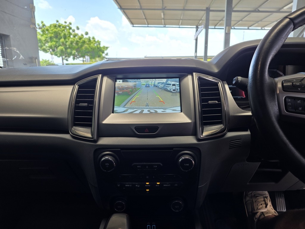 FORD EVEREST EVEREST 2.2 TDCi  XLT A/T - 15