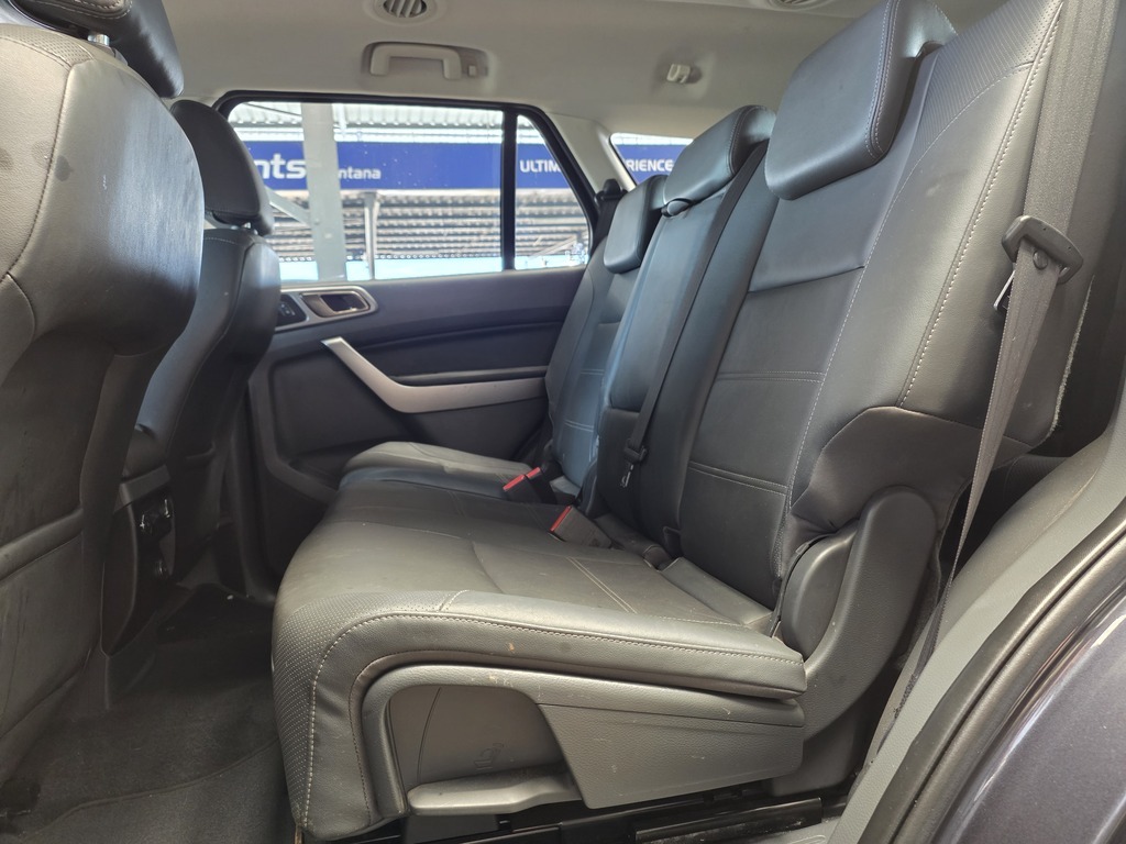 FORD EVEREST EVEREST 2.2 TDCi  XLT A/T - 7