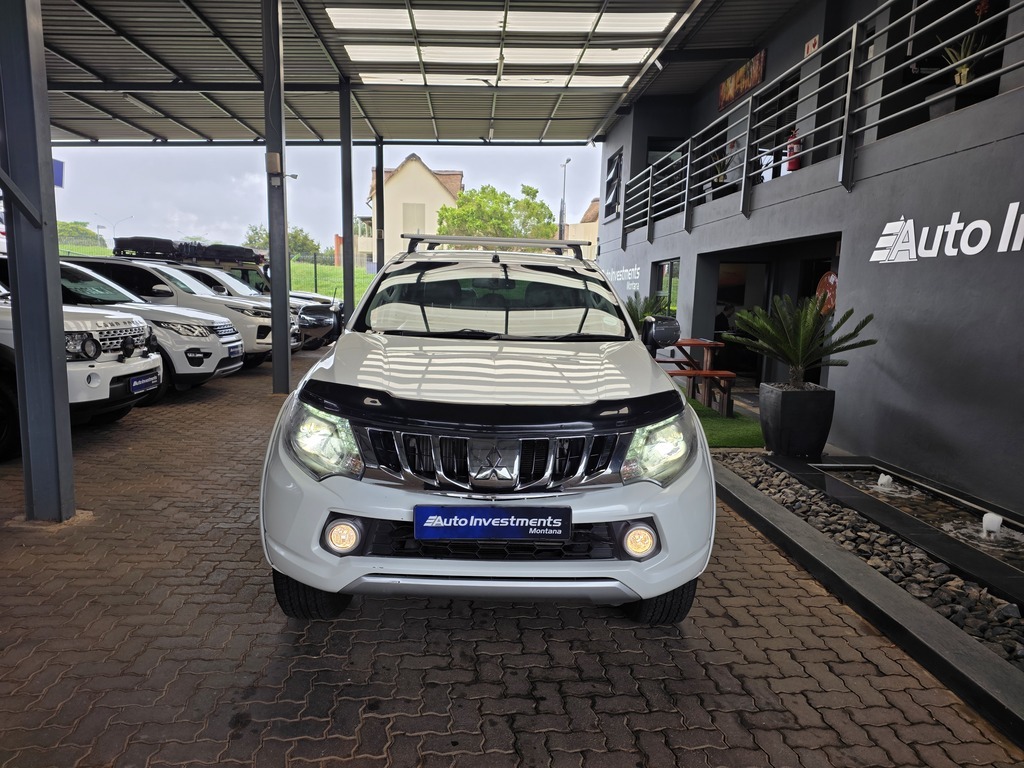 MITSUBISHI TRITON TRITON 2.4 Di-DC 4X4 A/T P/U D/C