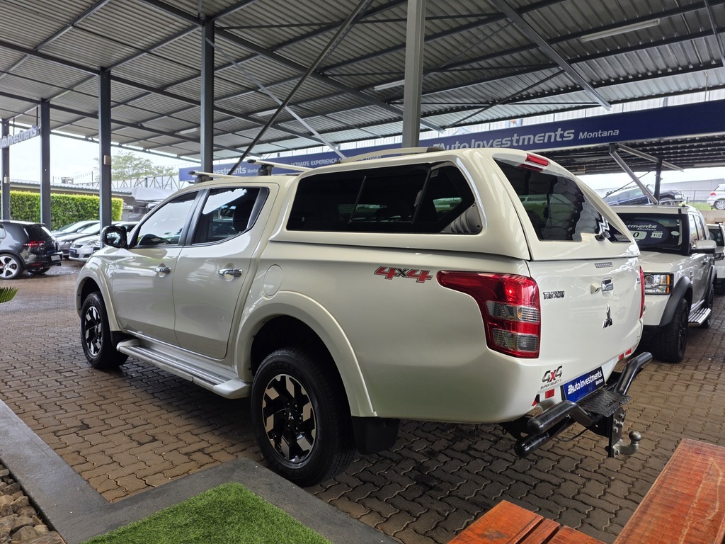 MITSUBISHI TRITON TRITON 2.4 Di-DC 4X4 A/T P/U D/C