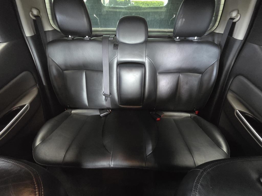 MITSUBISHI TRITON TRITON 2.4 Di-DC 4X4 A/T P/U D/C