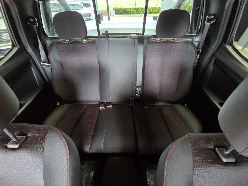 ISUZU KB KB 250 D-TEQ HO LE PU D/C - 9