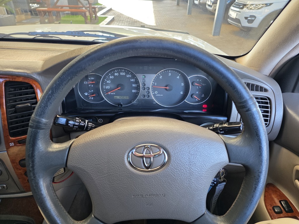 TOYOTA LAND CRUISER 100 LAND CRUISER 100 VX TD A/T - 12