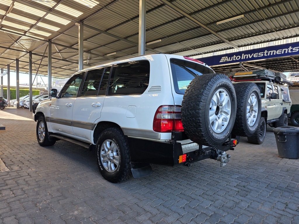 TOYOTA LAND CRUISER 100 LAND CRUISER 100 VX TD A/T - 4