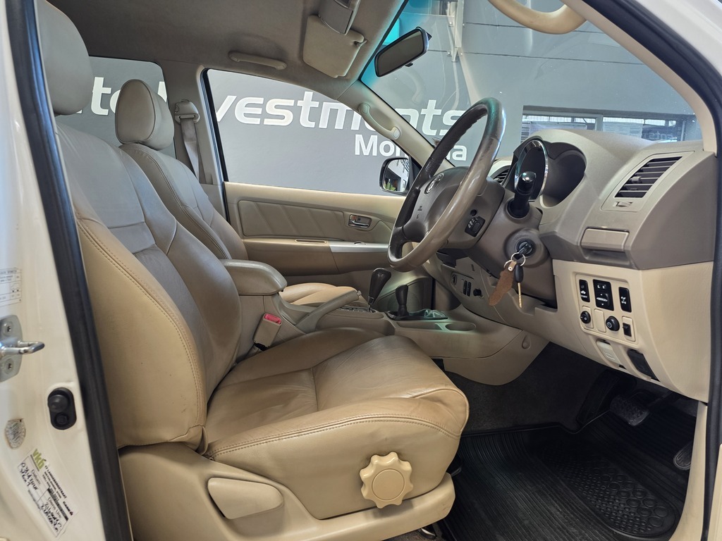 TOYOTA FORTUNER FORTUNER 4.0 V6 A/T 4X4 - 12