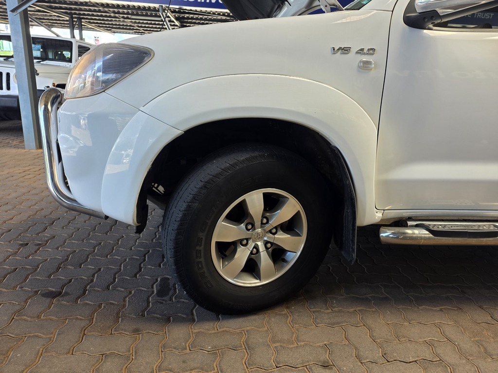 TOYOTA FORTUNER FORTUNER 4.0 V6 A/T 4X4 - 17