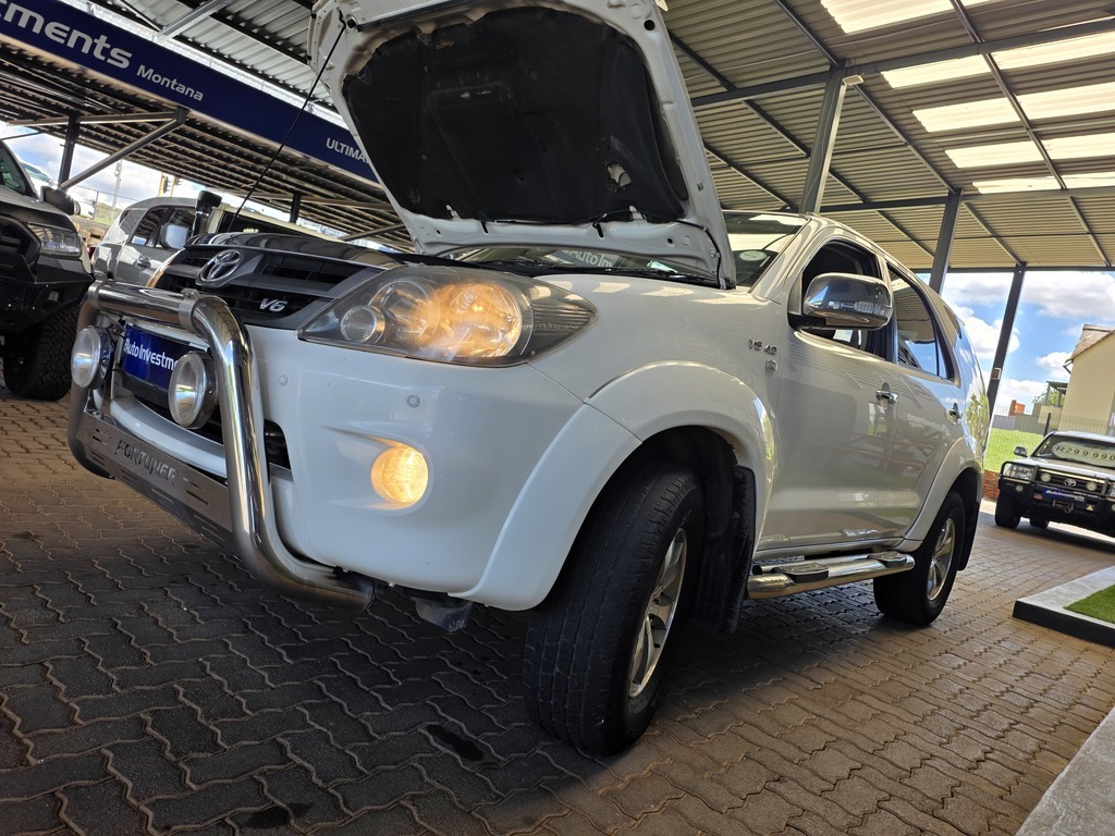 TOYOTA FORTUNER FORTUNER 4.0 V6 A/T 4X4 - 18